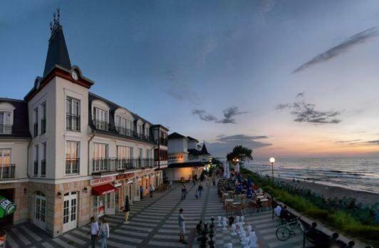 Zachod Slonca Apartments Мєлно Екстер'єр фото
